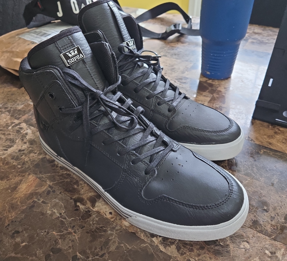 Supra Vaider 08208-002-M Mens Black Leather Surf High Top Skate Sneakers Shoe